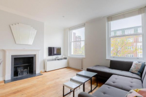 Fantastically Located 2BD Flat Kensington